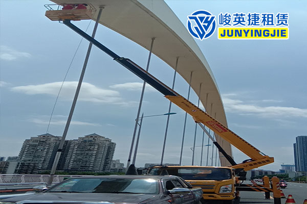 金秀柳州桥梁检测施工现场